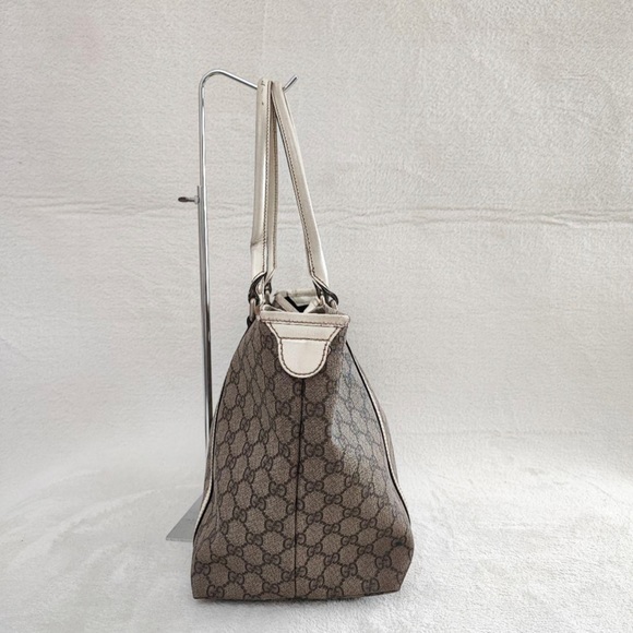 Authentic Gucci GG Canvas Tote Bag - Picture 4 of 10